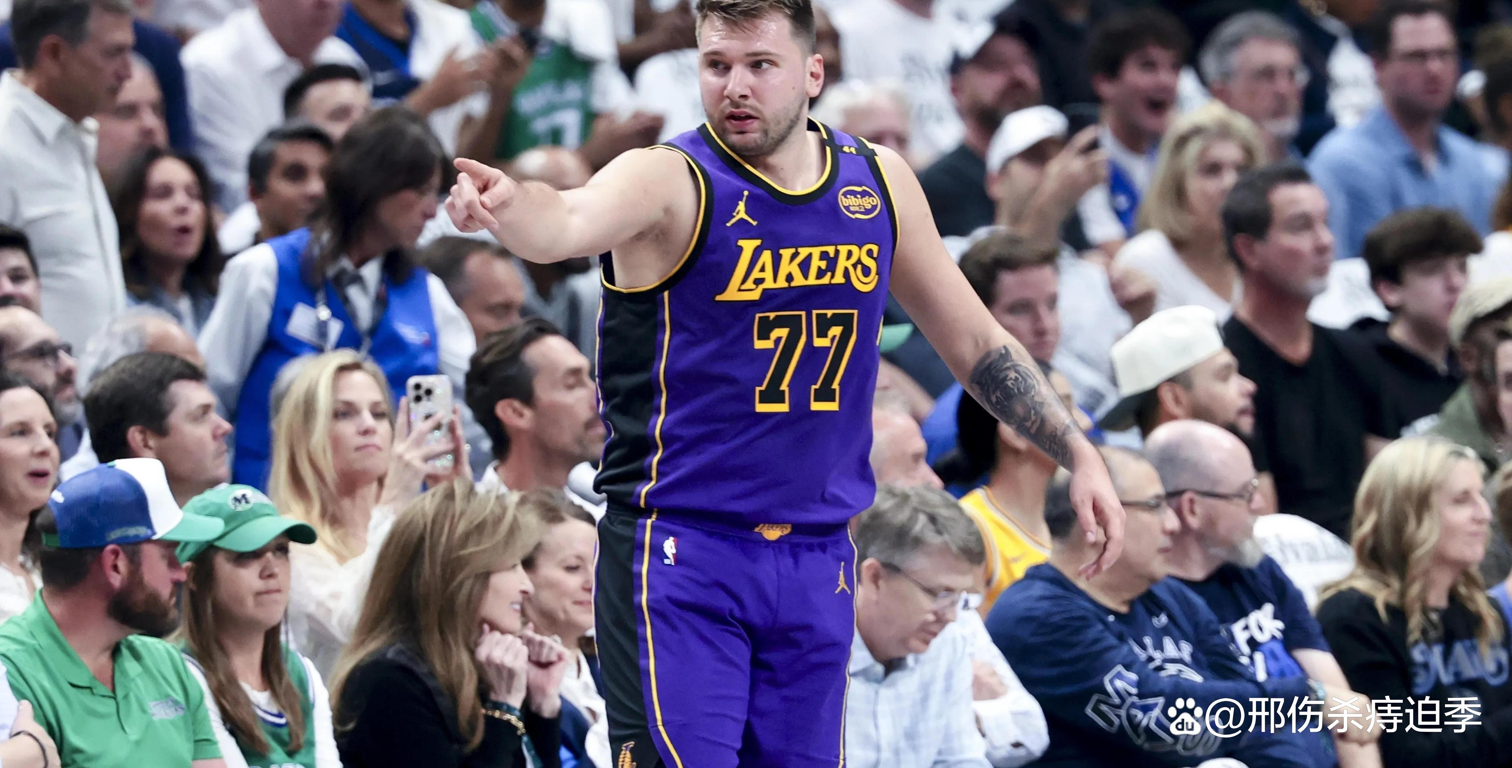 九游官网-巴黎圣日耳曼前途光明！，东契奇新星战术调整表现突出引发球迷热议(巴黎圣日耳曼中场球星)