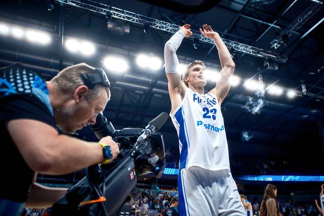 九游娱乐-包含犹他爵士迎全明星赛关键赛；赛后绝杀压哨；引发热议；更衣室氛围转暖的词条